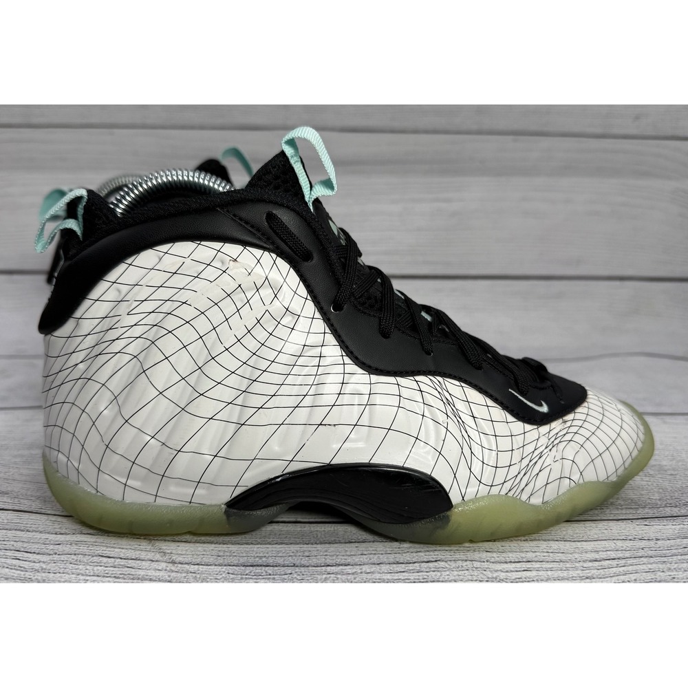 Nike Little Posite One Foamposite Platinum Tint‎ Warped Grid Sz 4.5 Y CW1596-005 - Picture 2 of 9